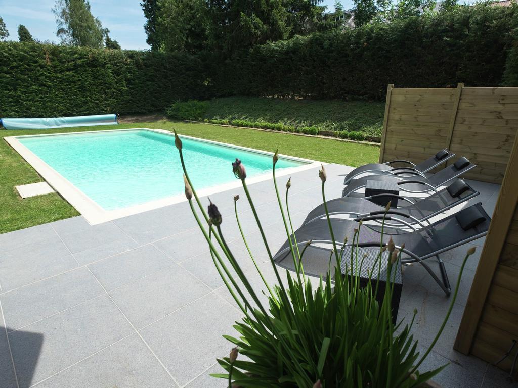 Modern Mansion In Hasti Re Par Del With Pool Villa Hastiere-par-dela Bagian luar foto